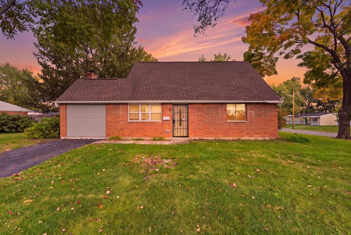 Property Photo: 1670 Striebel Road OH 43227
