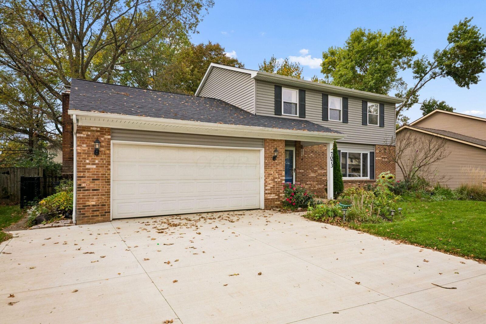 Property Photo:  7073 Roundelay N Road  OH 43068 