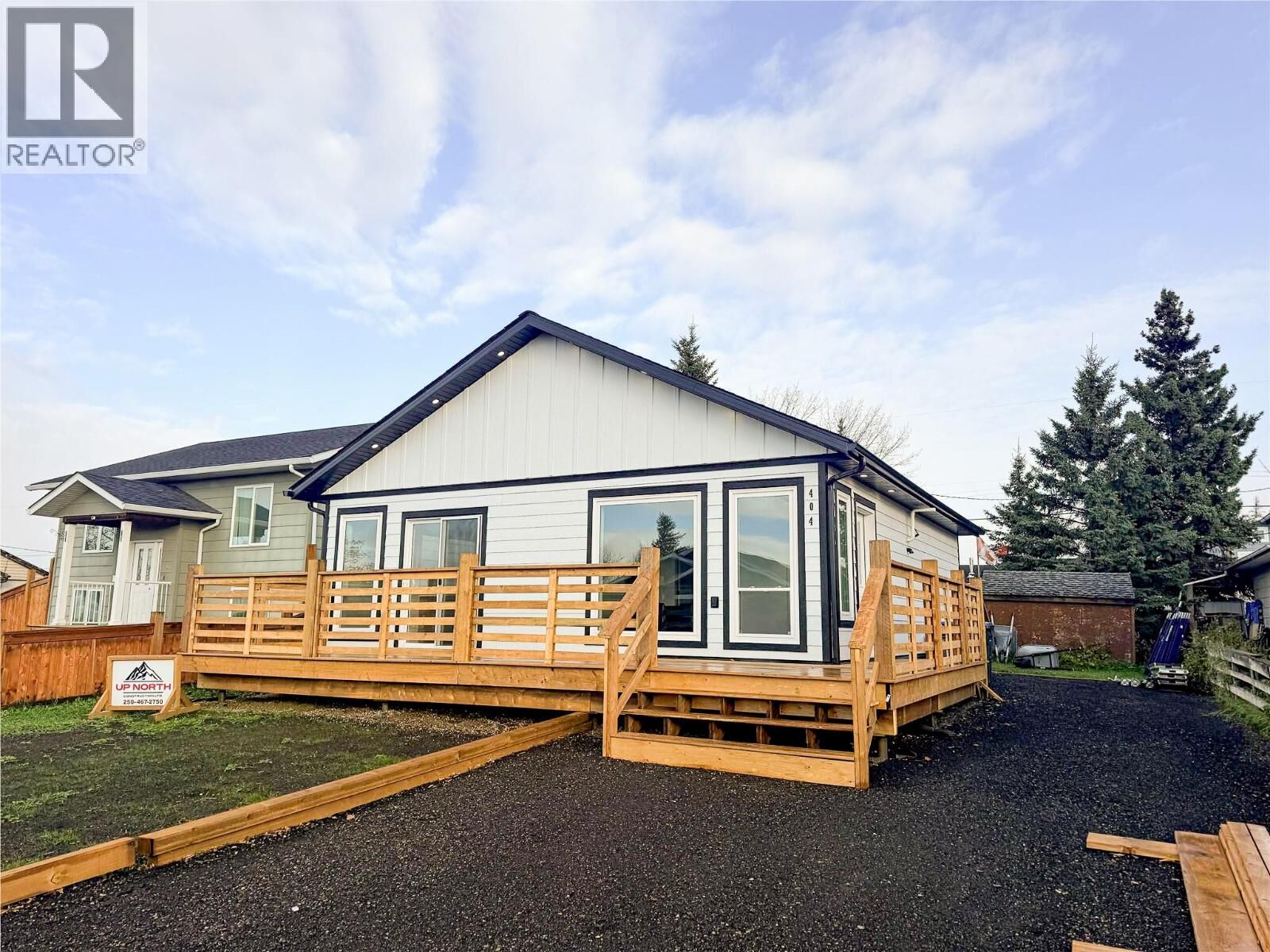 Property Photo:  404 99 Avenue  BC V1G 1T3 
