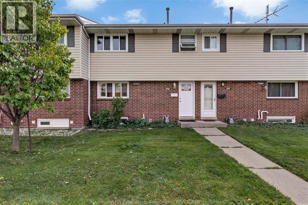 Property Photo:  2755 Meadowbrook Lane 11  ON N8T 2Y6 
