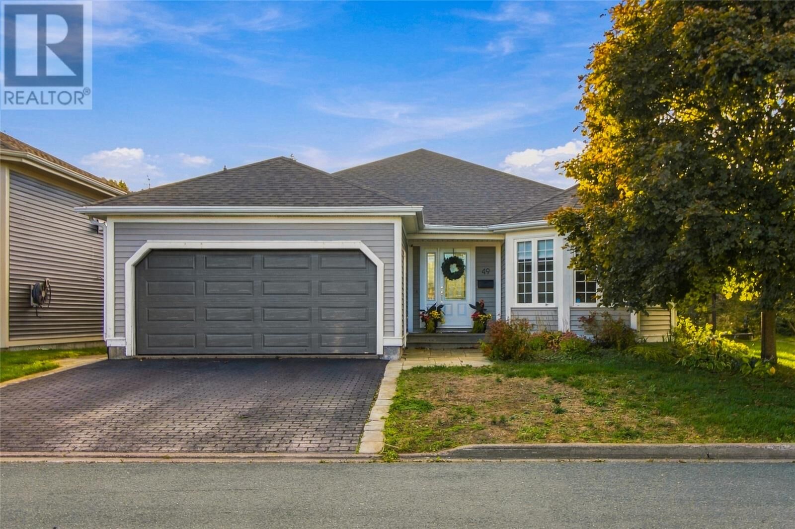 Property Photo:  49 Brooklyn Avenue  NL A1A 5G3 
