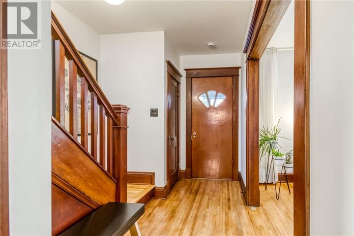 Property Photo:  54 Bloor Street  ON P3C 2K6 