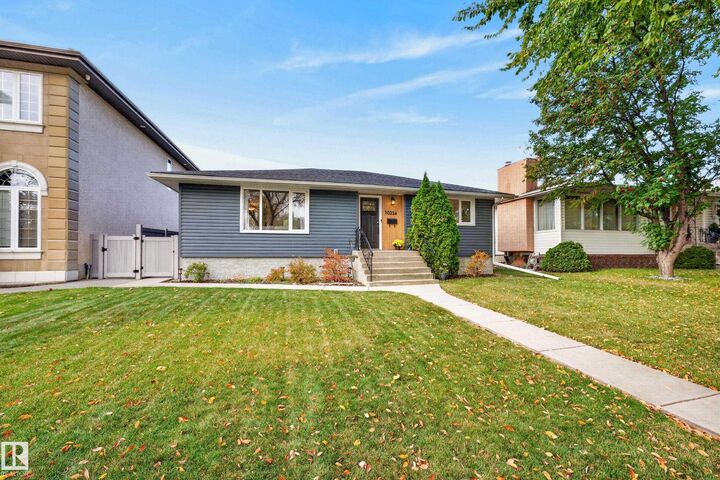 Property Photo:  10224 82 Street NW  AB T6A 3M3 