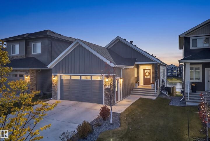 Property Photo:  55 Edgefield Way  AB T8N 8A1 