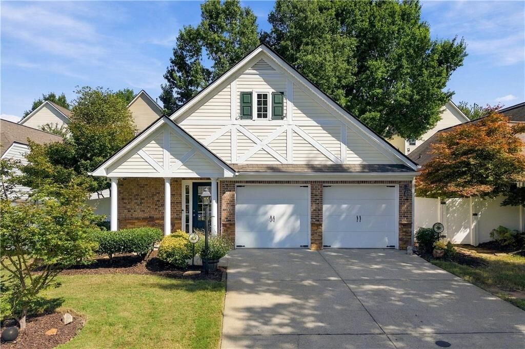 Property Photo:  2550 Cottage View Way  GA 30040 