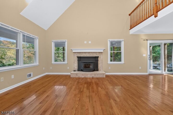 Property Photo:  10 Tall Timbers Dr  NJ 08826 