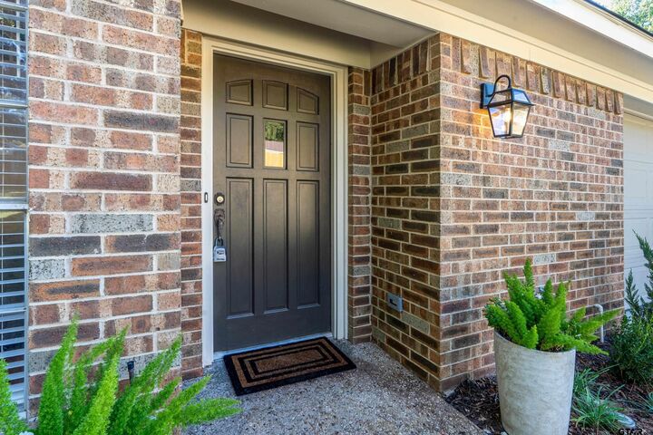 Property Photo:  4820 Prestwick Lane  TX 75703 