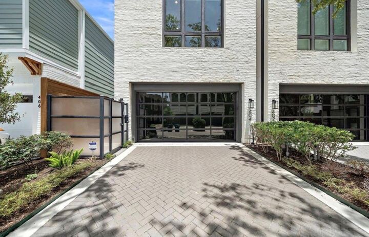 Property Photo: 404 W Pierce Street TX 77019