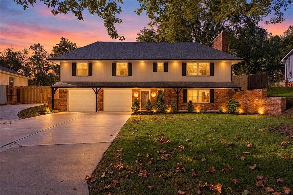 Property Photo:  1001 NE 46th Terrace  MO 64116 
