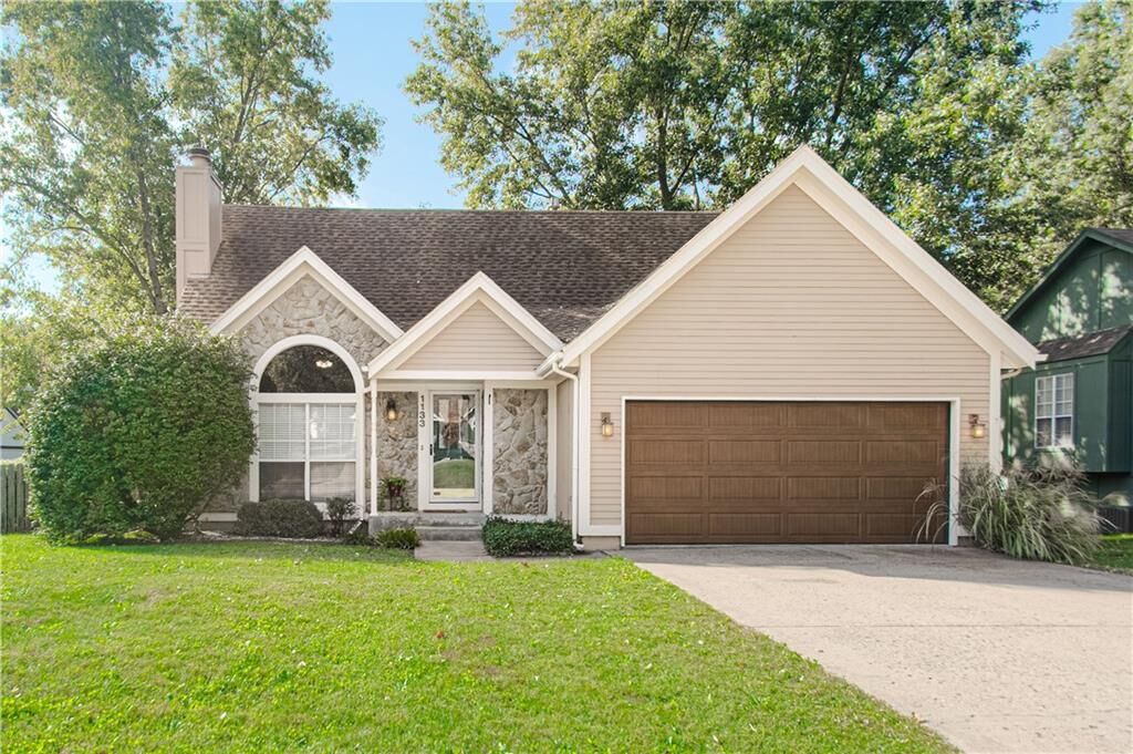 Property Photo: 1133 E Charlotte Town Road KS 66061