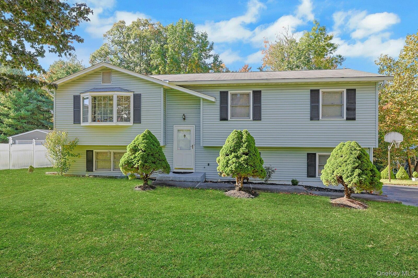 Property Photo: 14 Ivy Lane NY 10970
