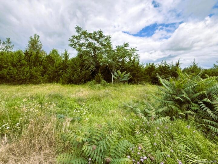 Property Photo:  US 9  NY 12541 