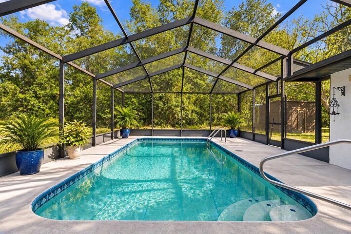 Property Photo: 8382 Pinewood Avenue FL 34613
