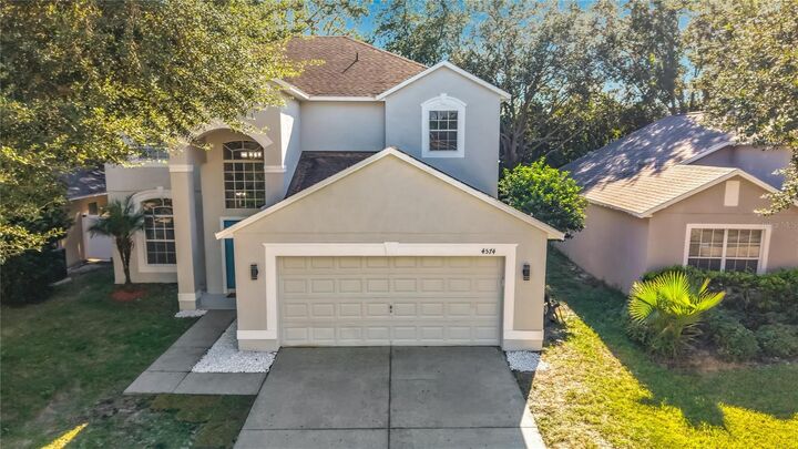 Property Photo: 4574 Aguila Place FL 32826
