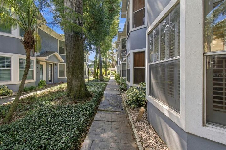 Property Photo: 315 S Edison Avenue 8 FL 33606