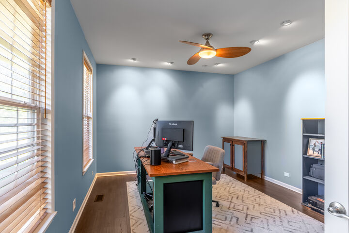 Property Photo: 1207 Angle Tarn IL 60118