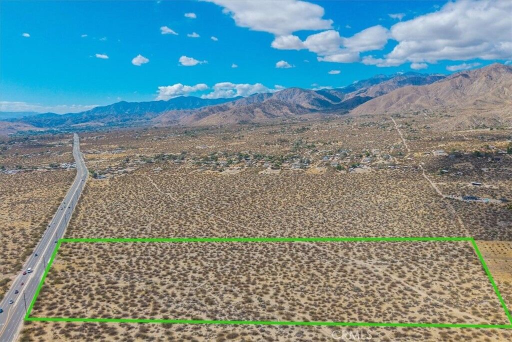 Property Photo: 4321 Cheyenne Trail CA 92256