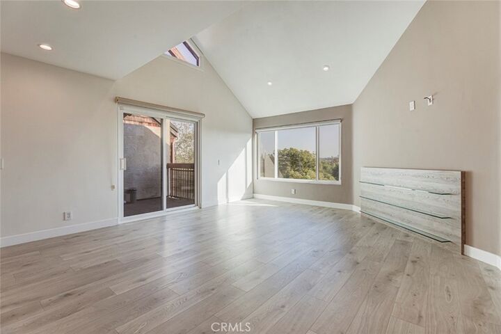 Property Photo: 301 N Belmont Street 308 CA 91206