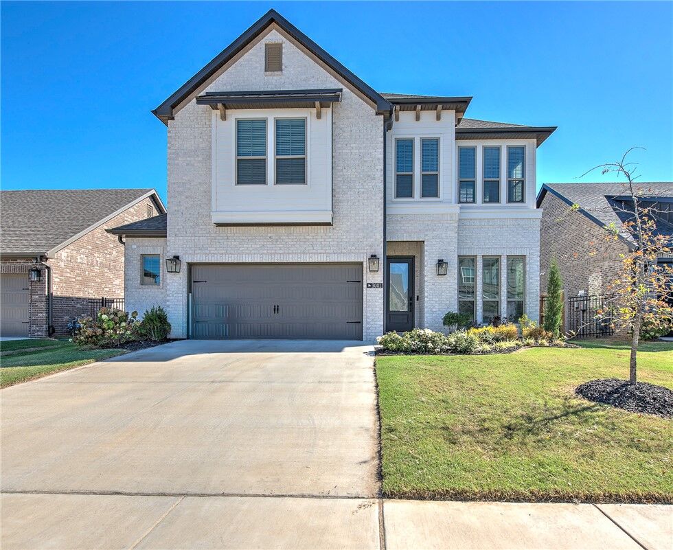 Property Photo:  3001 S 14th Place  AR 72758 