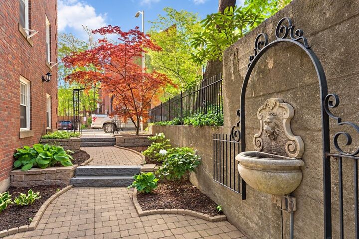Property Photo: 16 Chauncy Street 44 MA 02138