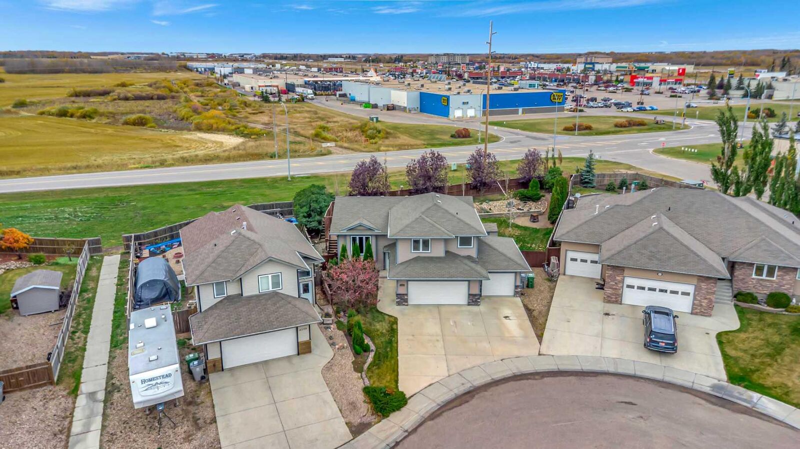 Property Photo:  4210 74 Avenue  AB T9V 3H7 