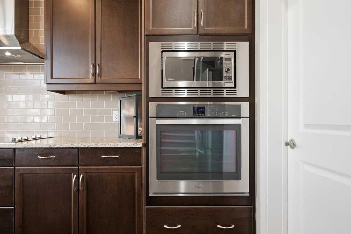Property Photo:  52 Evansborough Green NW  AB T3P 0M8 