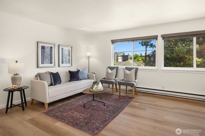 Property Photo:  4111  Whitman Avenue N 205  WA 98103 