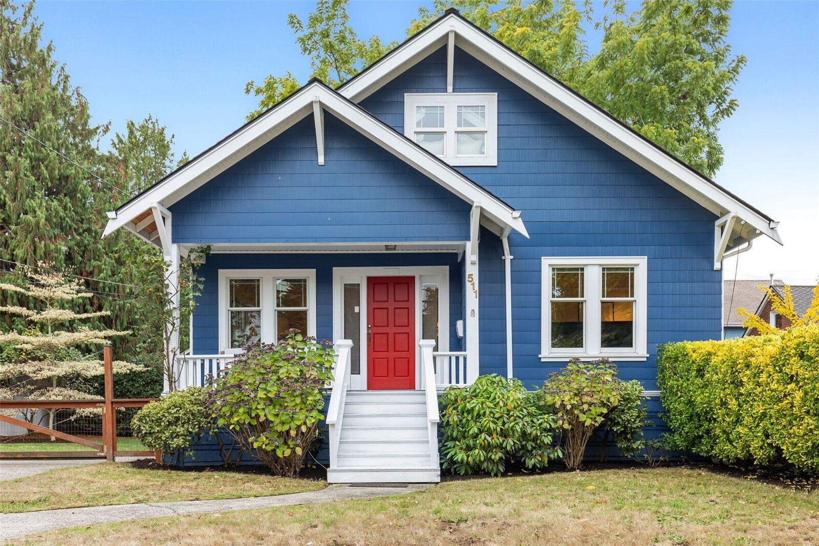 Property Photo: 511 N 83rd Street WA 98103