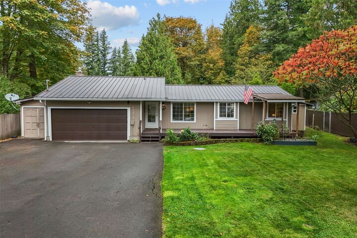 Property Photo:  44318 SE 146th Street  WA 98045 