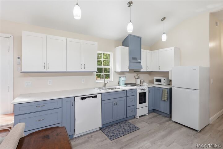 Property Photo:  6230 W Glen Robbin Court  FL 34429 