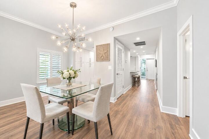 Property Photo: 730 Greensward Court 108-J FL 33445