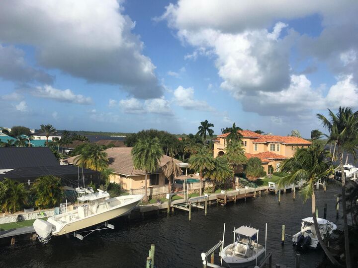 Property Photo:  109 Paradise Harbour Boulevard 412  FL 33408 