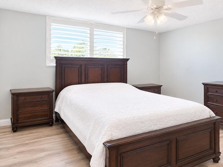 Property Photo: 109 Paradise Harbour Boulevard 412 FL 33408