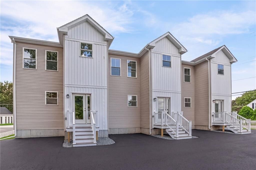 Property Photo: 6 Rounds Avenue RI 02915