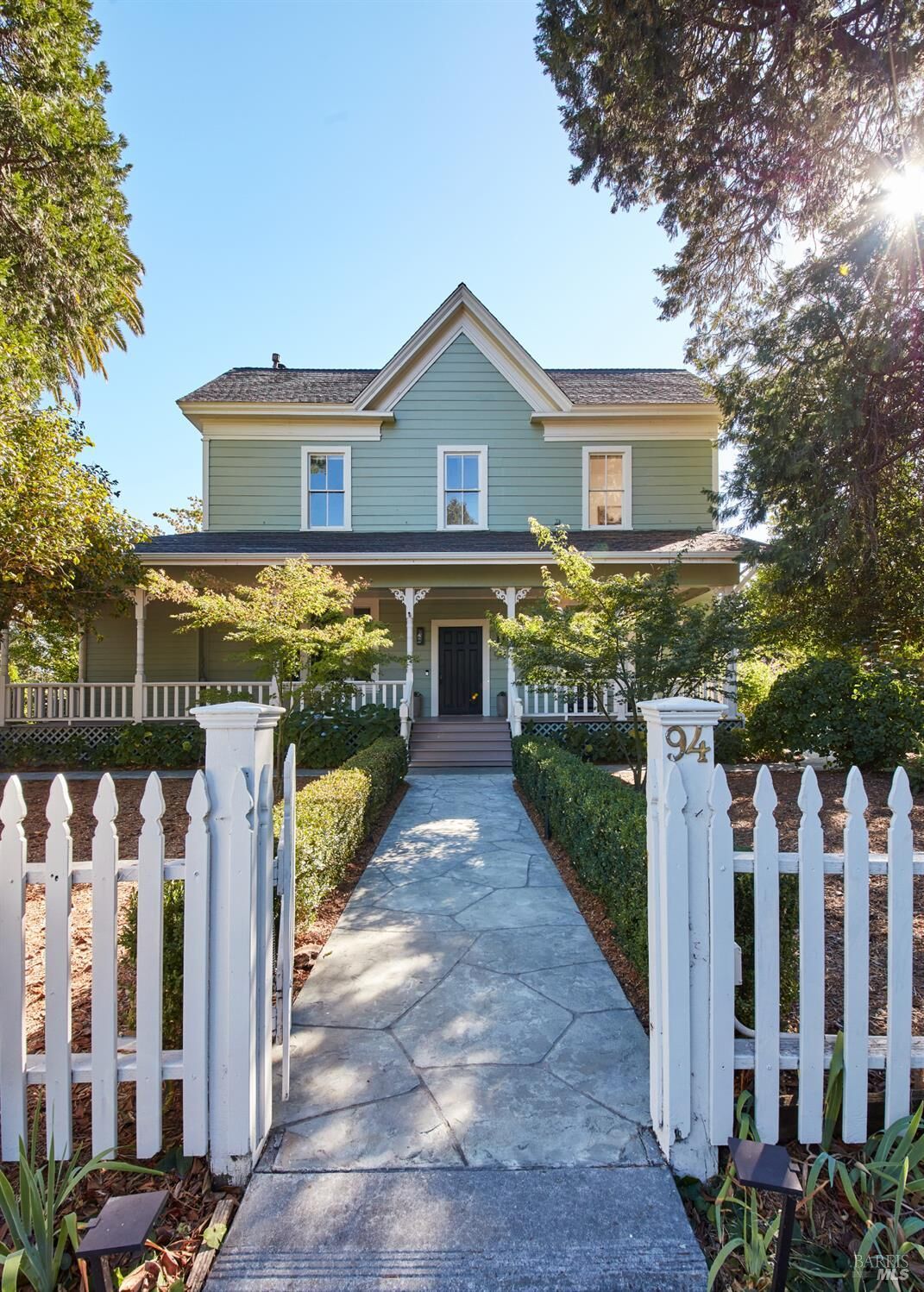Property Photo:  94 W Grant Street  CA 95448 