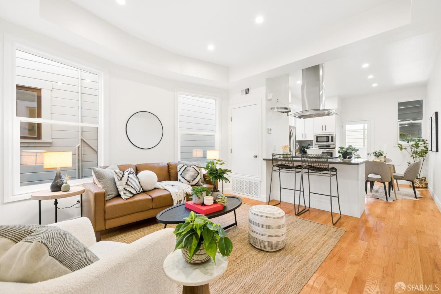 Property Photo:  71 Pearl Street  CA 94103 