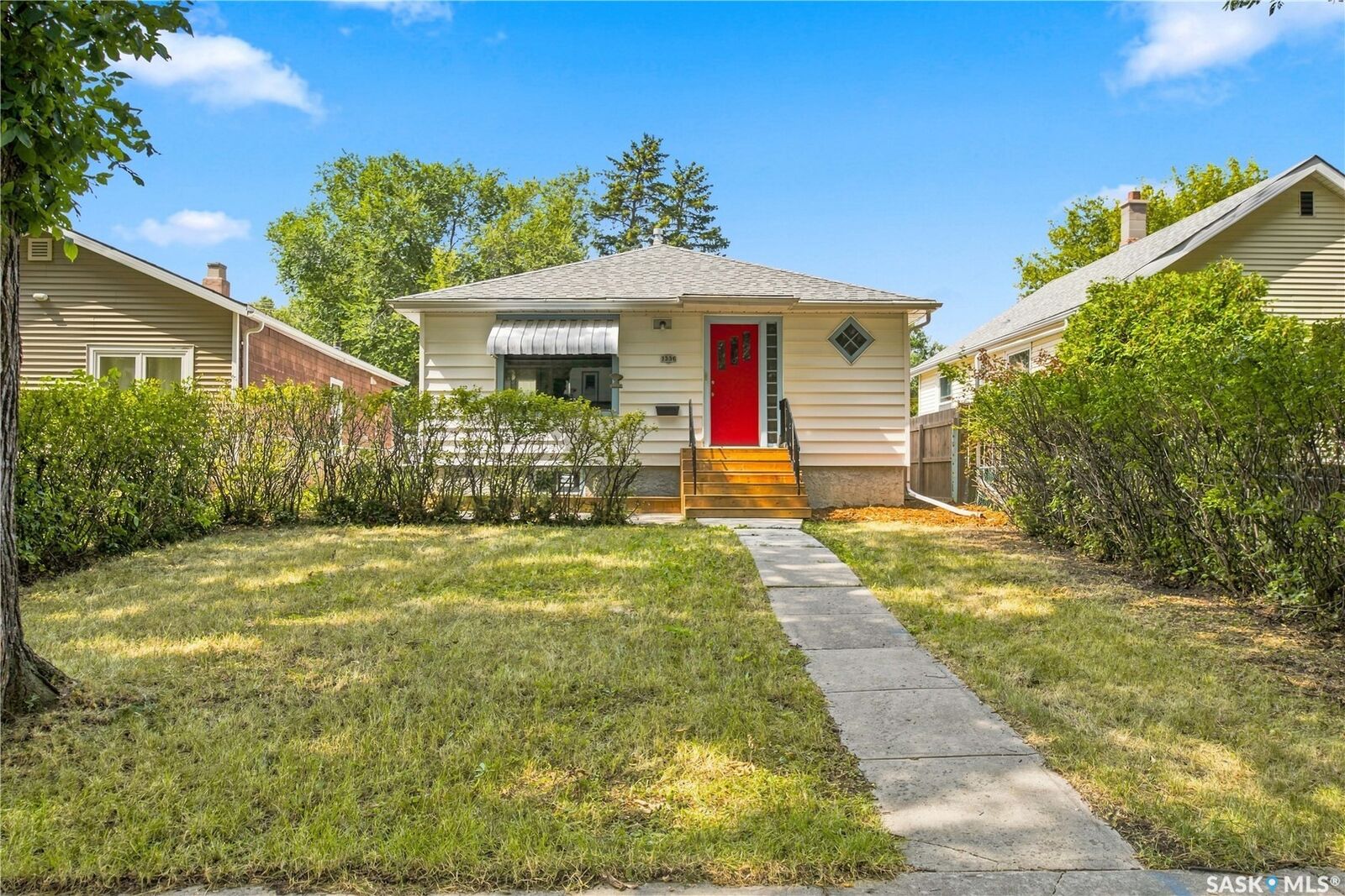 Property Photo:  1336 Princess Street  SK S4T 3Y8 