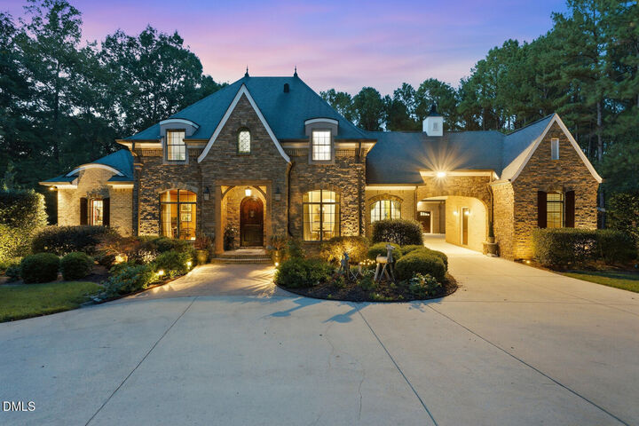 Property Photo: 60 Rosefield Court NC 27312