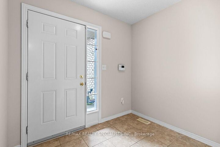 Property Photo:  292 Briarmeadow Drive  ON N2A 4L1 