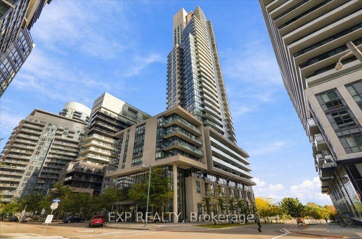 Property Photo:  59 Annie Craig Drive 3404  ON M8V 0C4 