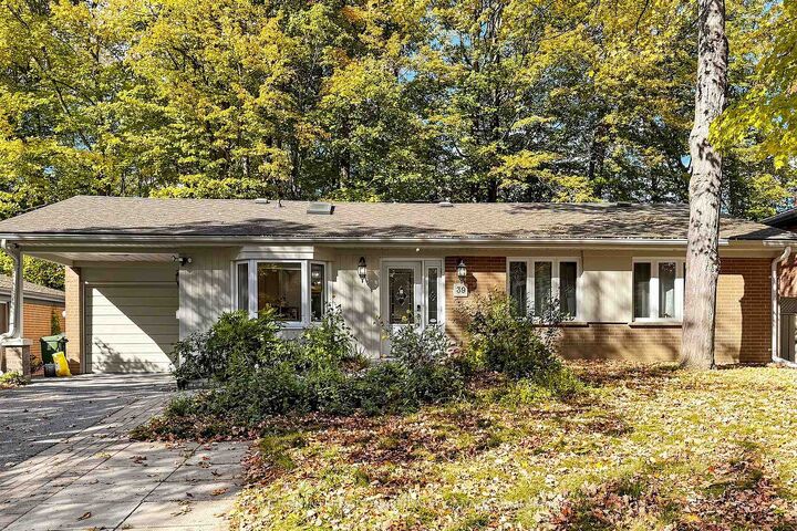 Property Photo:  39 Sagebrush Lane  ON M3A 1X4 