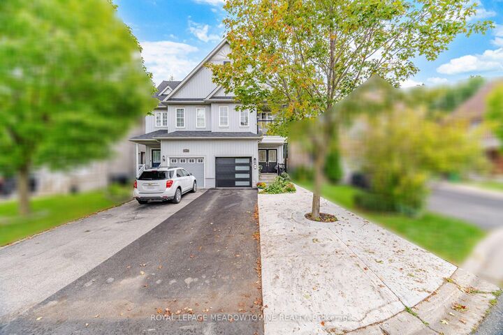 Property Photo:  6623 Blackheath Upper Ridge  ON L5W 1Z7 