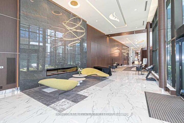Property Photo: 95 McMahon Drive 1706 ON M2K 0H1
