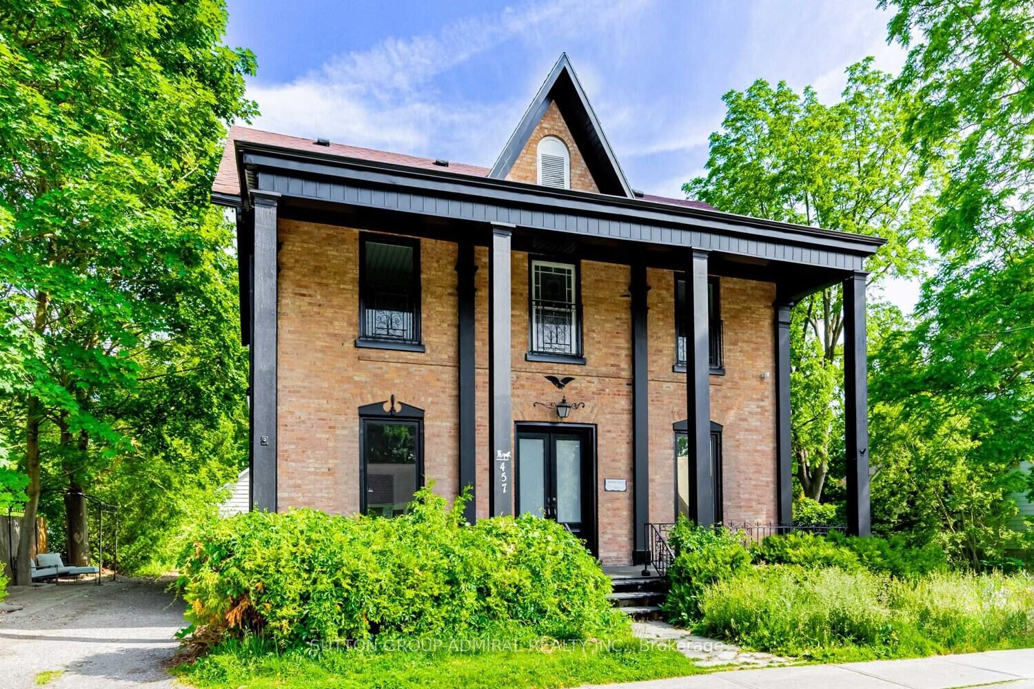 Property Photo: 457 D'Arcy Street 1 ON L3Y 1M9