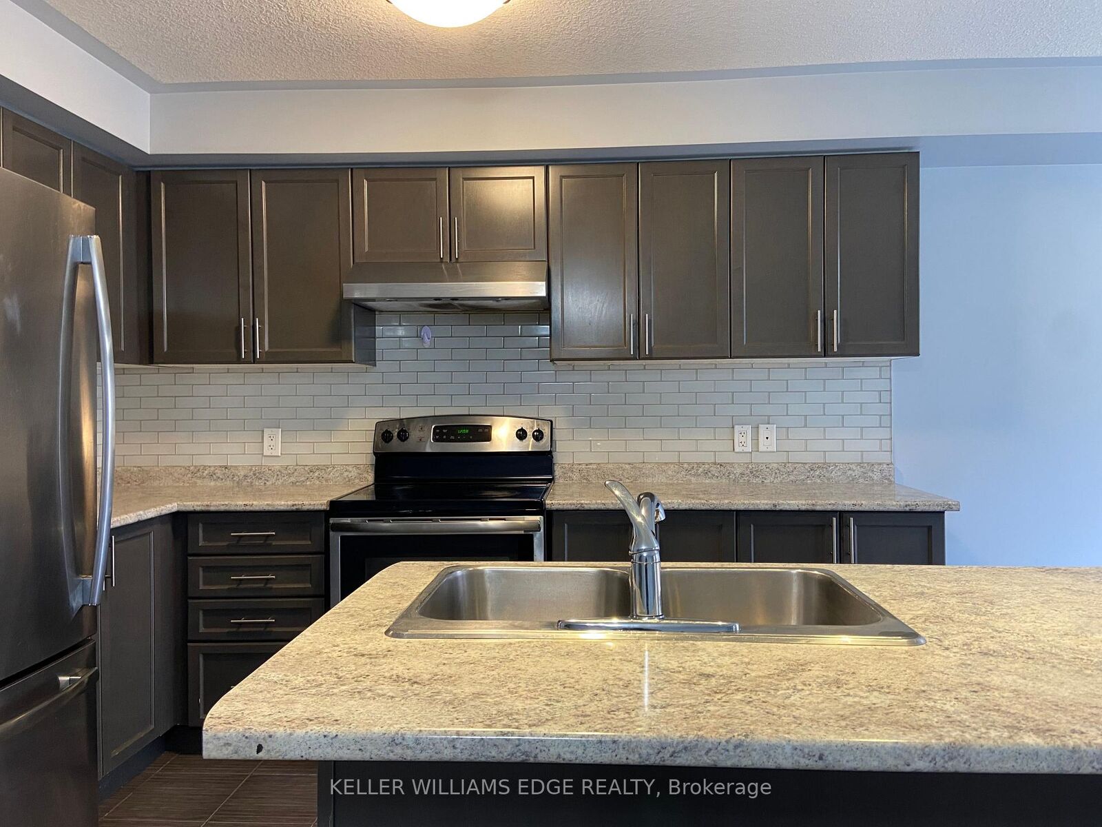 Property Photo:  90 Bloom Crescent  ON L0R 1P0 