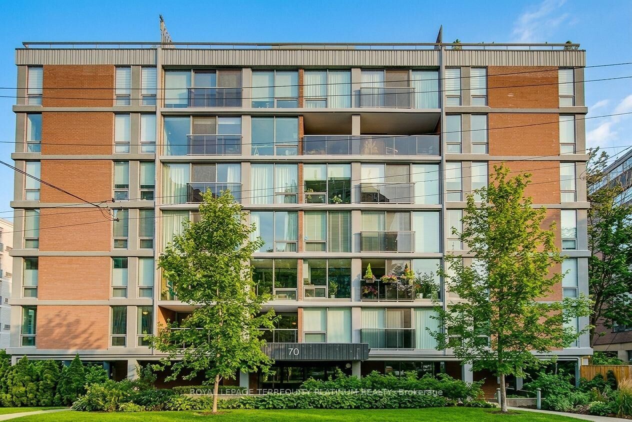 Property Photo:  70 Montclair Avenue 203  ON M5P 1P7 