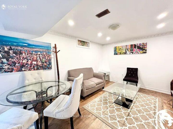 Property Photo:  66 Overlord Crescent Lower  ON M1B 4P2 