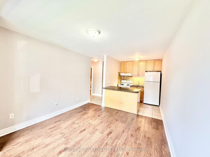 Property Photo:  90 Twenty Fifth Street 35  ON M8V 3P9 
