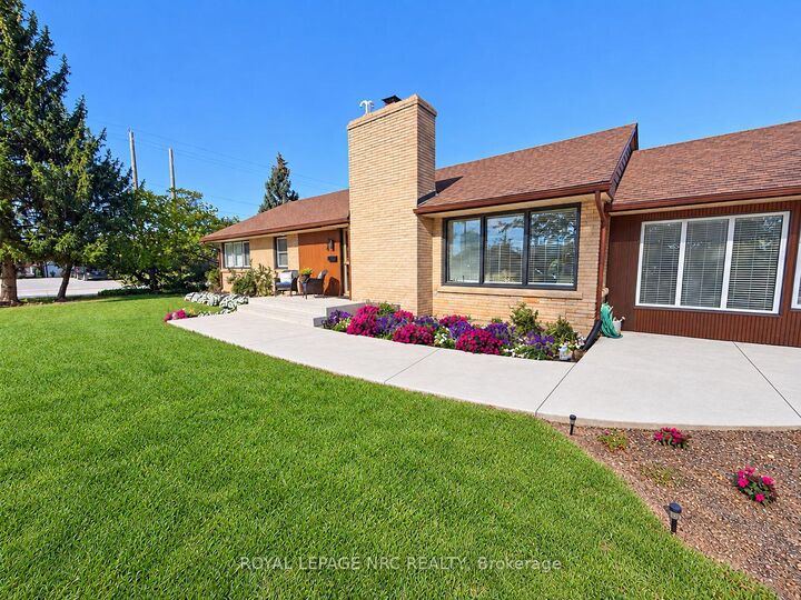 Property Photo:  24 Munro Street  ON L2V 2V8 
