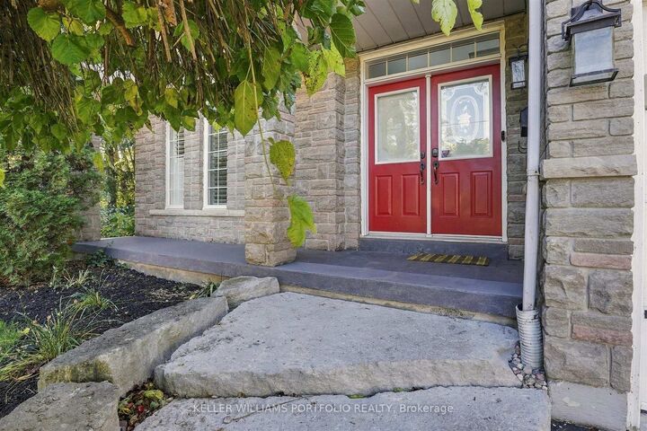 Property Photo:  1531 Nash Road  ON L1E 2K8 